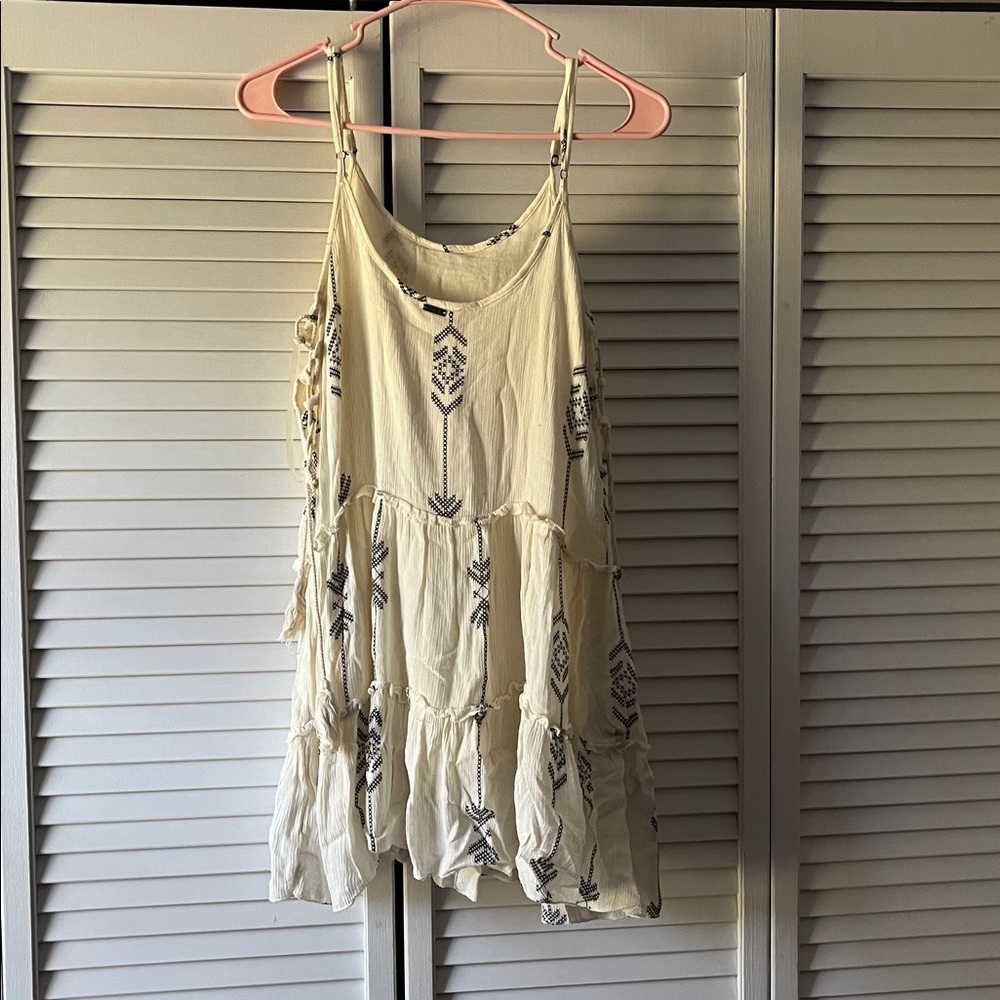 Tribal Pattern Dress - Picture 6 of 6